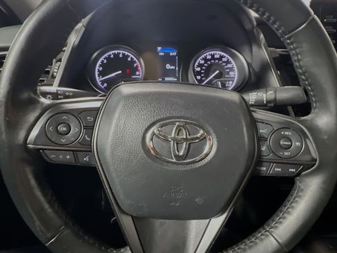 Used 2024 Toyota Camry SE w/ Convenience Package image 18