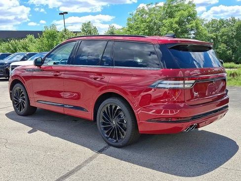 New 2026 Lincoln Aviator Reserve AWD/4WD image 3