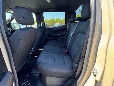 Used 2024 Chevrolet Colorado W/T image 37
