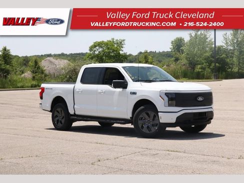 New 2025 Ford F150 Lightning Flash AWD/4WD image 1
