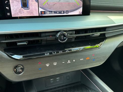 Used 2025 Nissan Murano SL AWD/4WD image 30