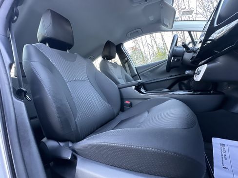 Used 2018 Toyota Prius Prime Plus image 36