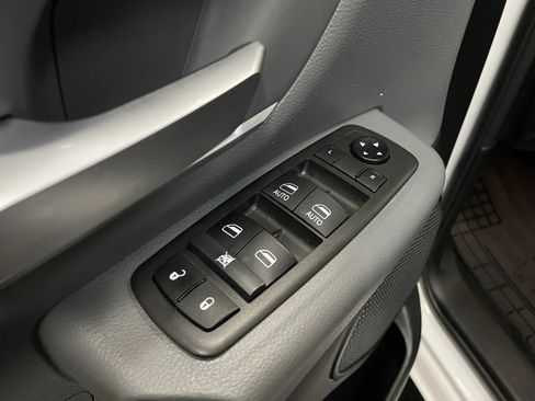Used 2021 RAM 1500 Big Horn AWD/4WD image 30