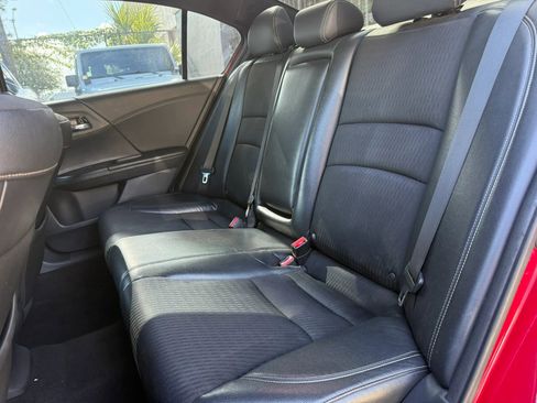 Used 2016 Honda Accord Sport image 15