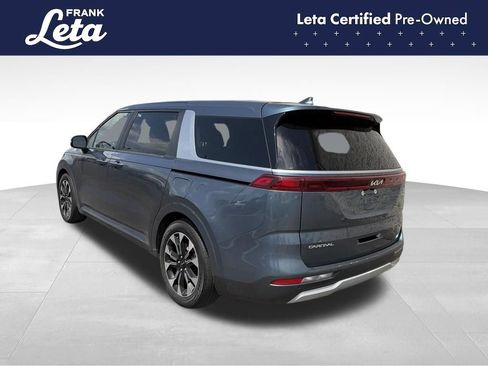Used 2023 Kia Carnival EX FWD image 4