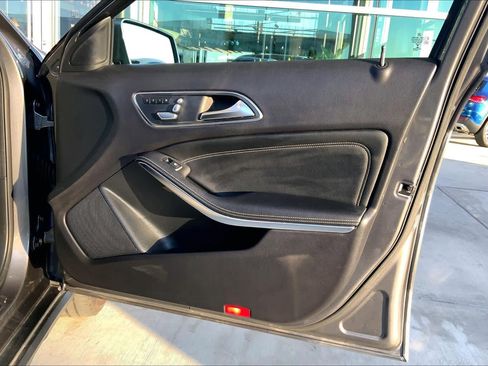 Used 2019 Mercedes-Benz GLA 250 4MATIC image 20