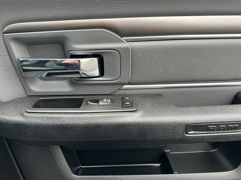 Used 2024 RAM 1500 Classic SLT image 17