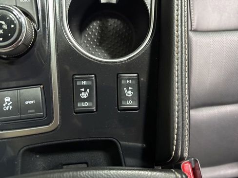 Used 2022 Nissan Maxima SV w/ Floor Mat Group FWD image 5