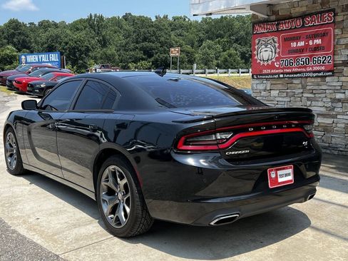 Used 2015 Dodge Charger R/T w/ Plus Group RWD image 4