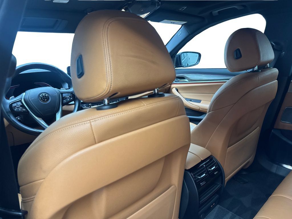 Used 2022 BMW 540i w/ Executive Package RWD image 36