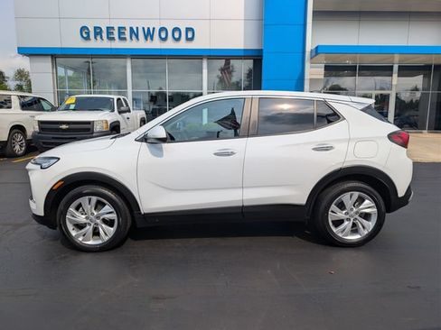 Used 2024 Buick Encore GX Preferred FWD image 2