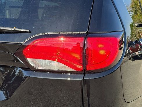 New 2026 Chrysler Voyager LX image 8