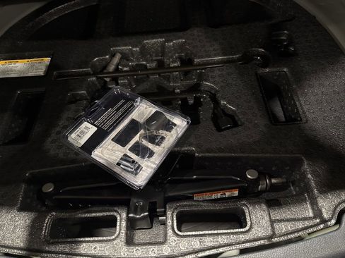 Used 2025 Toyota Camry XSE image 43