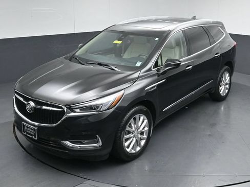Used 2020 Buick Enclave Premium w/ Sun and Sites Package AWD/4WD image 48