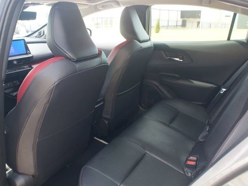 Used 2024 Toyota Prius Prime Premium w/ Advanced Technology Package FWD image 15