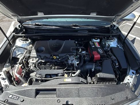 Used 2018 Toyota Camry SE w/ Convenience Package FWD image 27