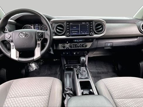 Used 2021 Toyota Tacoma SR5 w/ Technology Package AWD/4WD image 15