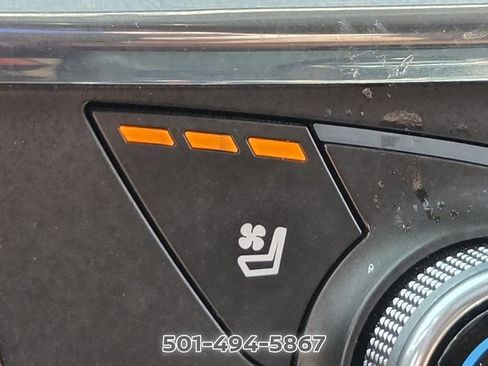 Used 2018 Chevrolet Traverse High Country AWD/4WD image 24