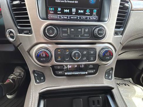 Used 2019 GMC Yukon Denali w/ Denali Ultimate Package image 24