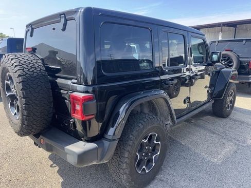 Used 2023 Jeep Wrangler Unlimited Rubicon 4xe w/ Steel Bumper Group AWD/4WD image 5