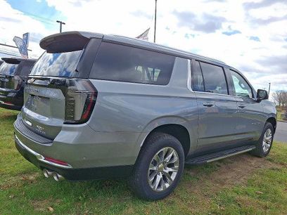 New 2026 Chevrolet Suburban Premier w/ Sun And Tow Package