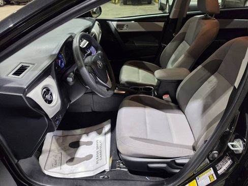 Used 2019 Toyota Corolla LE FWD image 25