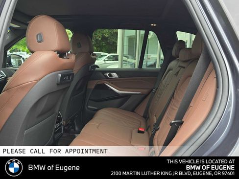 Used 2019 BMW X5 xDrive40i w/ Premium Package 2 AWD/4WD image 16