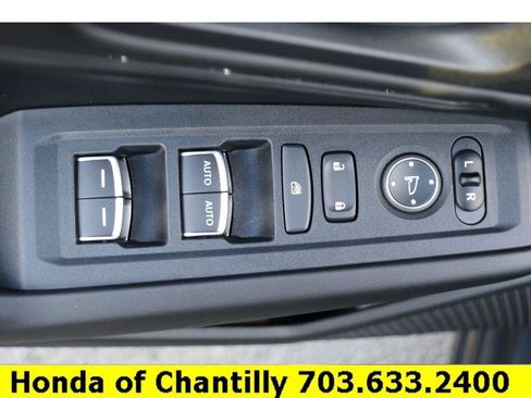 Certified 2025 Honda Accord SE image 22