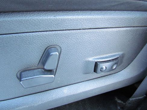 Used 2017 RAM 1500 Rebel w/ Luxury Group image 17