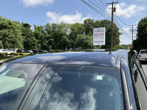 Used 2018 Honda Pilot EX image 9