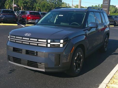 Used 2026 Hyundai Santa Fe SEL image 2