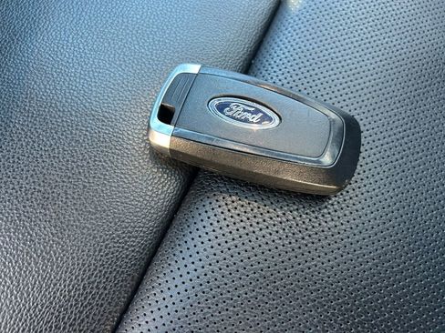 Used 2023 Ford Explorer Limited w/ Class IV Trailer Tow Package image 33