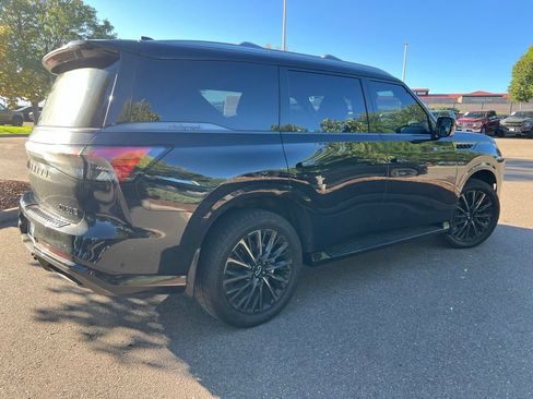 Used 2025 INFINITI QX80 Autograph w/ Autograph Exterior Package AWD/4WD image 6