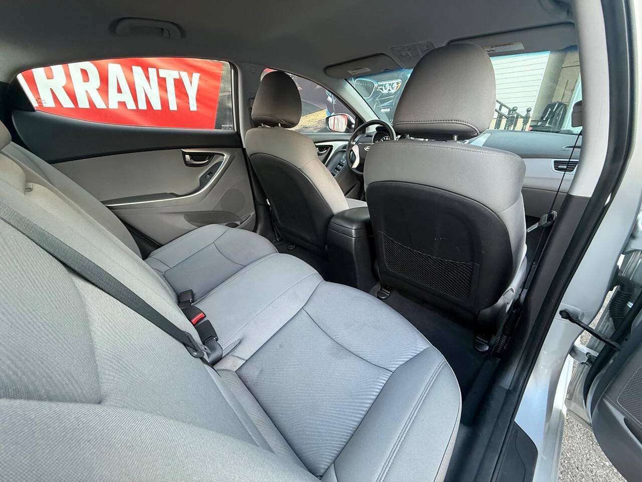 Used 2012 Hyundai Elantra GLS FWD image 7