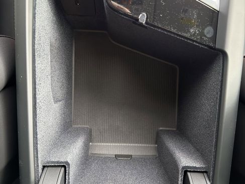 New 2026 Volvo XC60 B5 Plus w/ Climate Package image 49