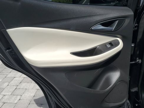 Used 2020 Buick Encore GX Select image 9