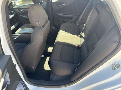 Used 2023 Chevrolet Malibu LT image 11
