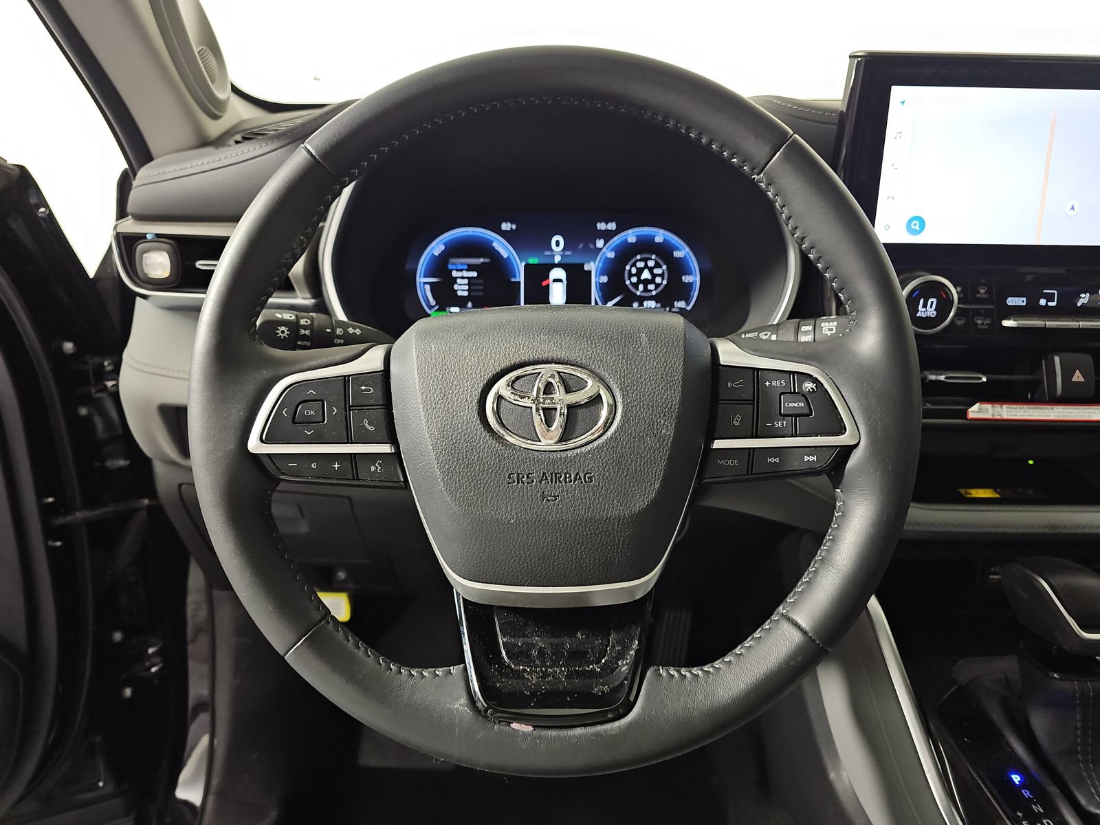 Certified 2026 Toyota Highlander Limited AWD/4WD image 25