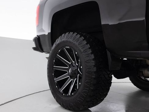 Used 2017 Chevrolet Silverado 1500 LTZ Z71 w/ LTZ Plus Package image 19