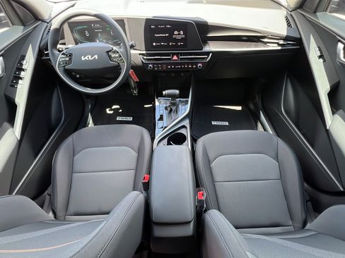 New 2026 Kia Niro LX FWD image 11