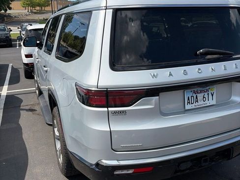 Used 2022 Jeep Wagoneer Series II AWD/4WD image 22