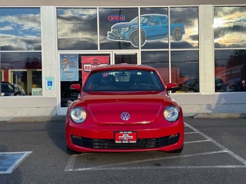 Used 2013 Volkswagen Beetle 2.5 FWD image 3