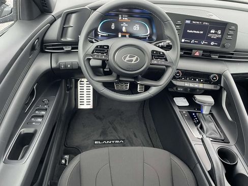 New 2026 Hyundai Elantra Sport image 11