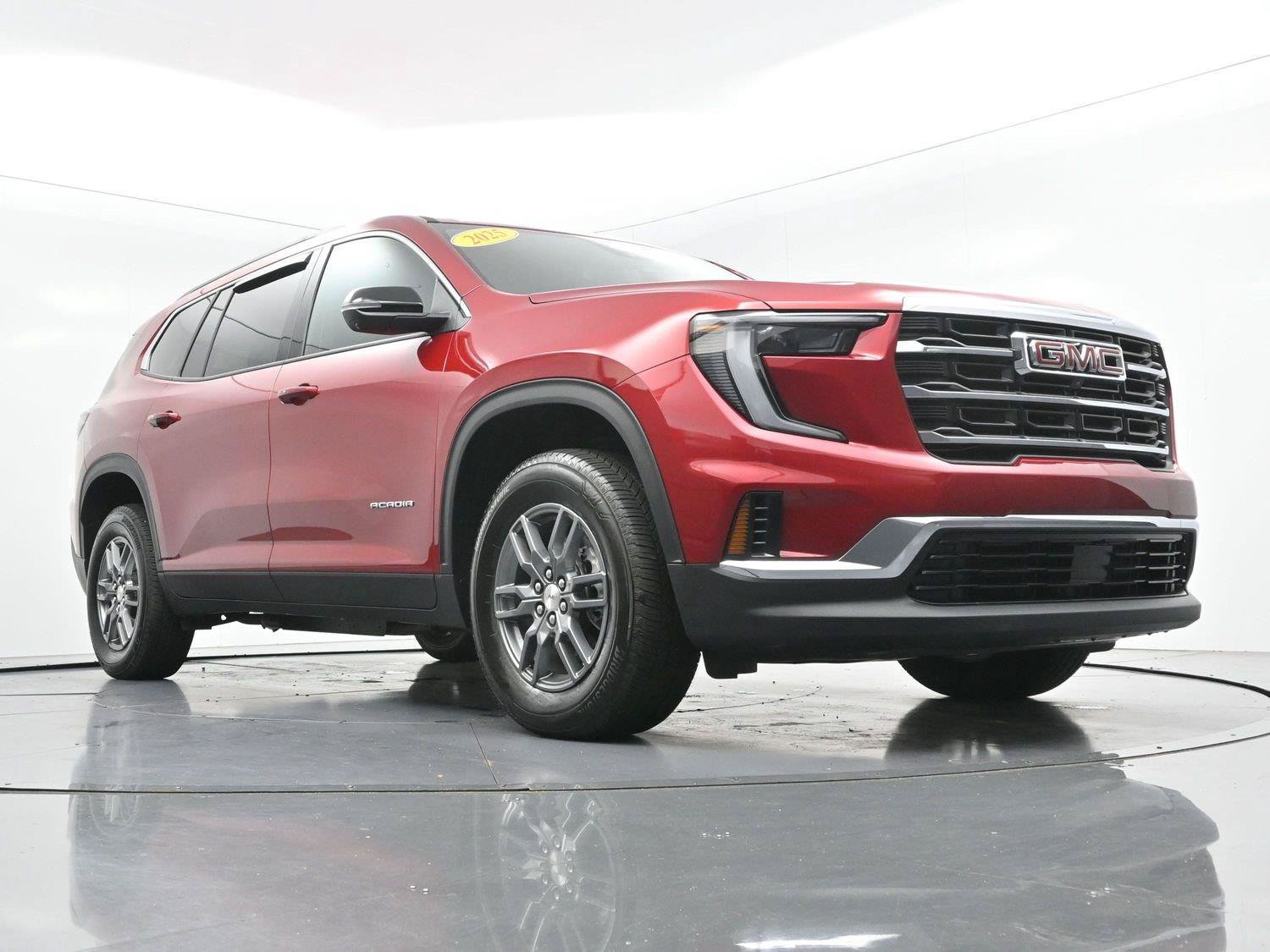 Used 2025 GMC Acadia Elevation FWD image 47