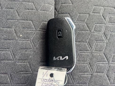 Certified 2024 Kia Seltos S FWD image 23