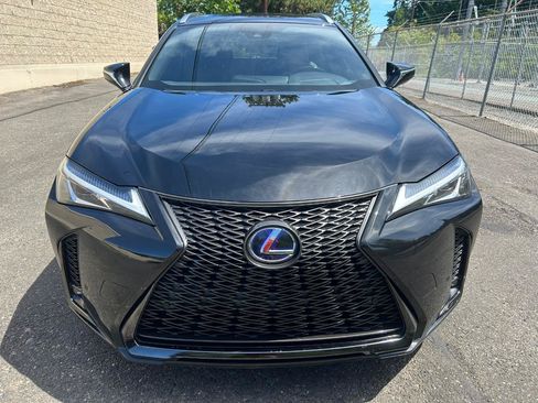 Used 2021 Lexus UX 250h F Sport AWD/4WD image 2