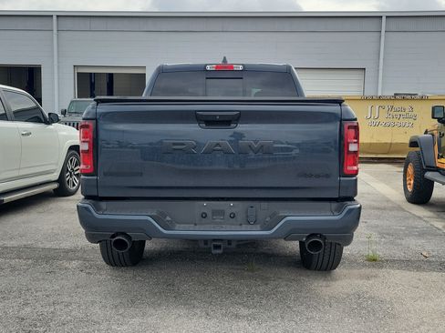 Used 2025 RAM 1500 Big Horn AWD/4WD image 5