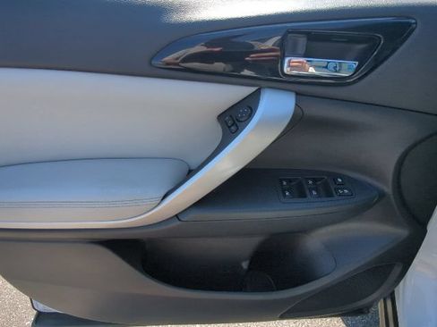 Used 2025 Mitsubishi Eclipse Cross SE AWD/4WD image 12