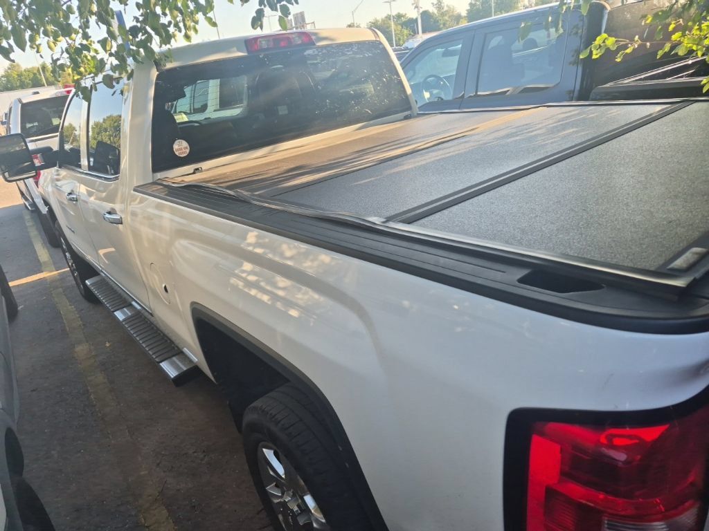 Used 2019 GMC Sierra 2500 SLT w/ Duramax Plus Package AWD/4WD image 19