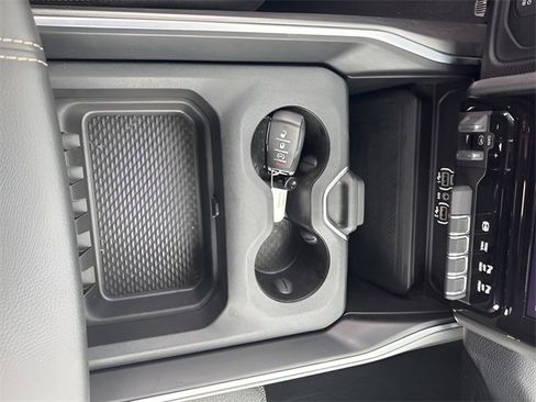 Used 2025 RAM 2500 Big Horn image 19